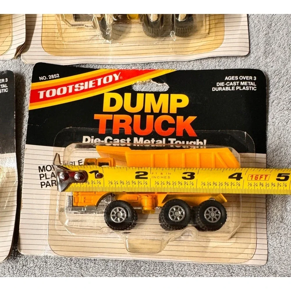Vntg. 1987 TOOTSIETOY Lot of 4 Die-Cast Construction Vehicles Toy Trucks 4